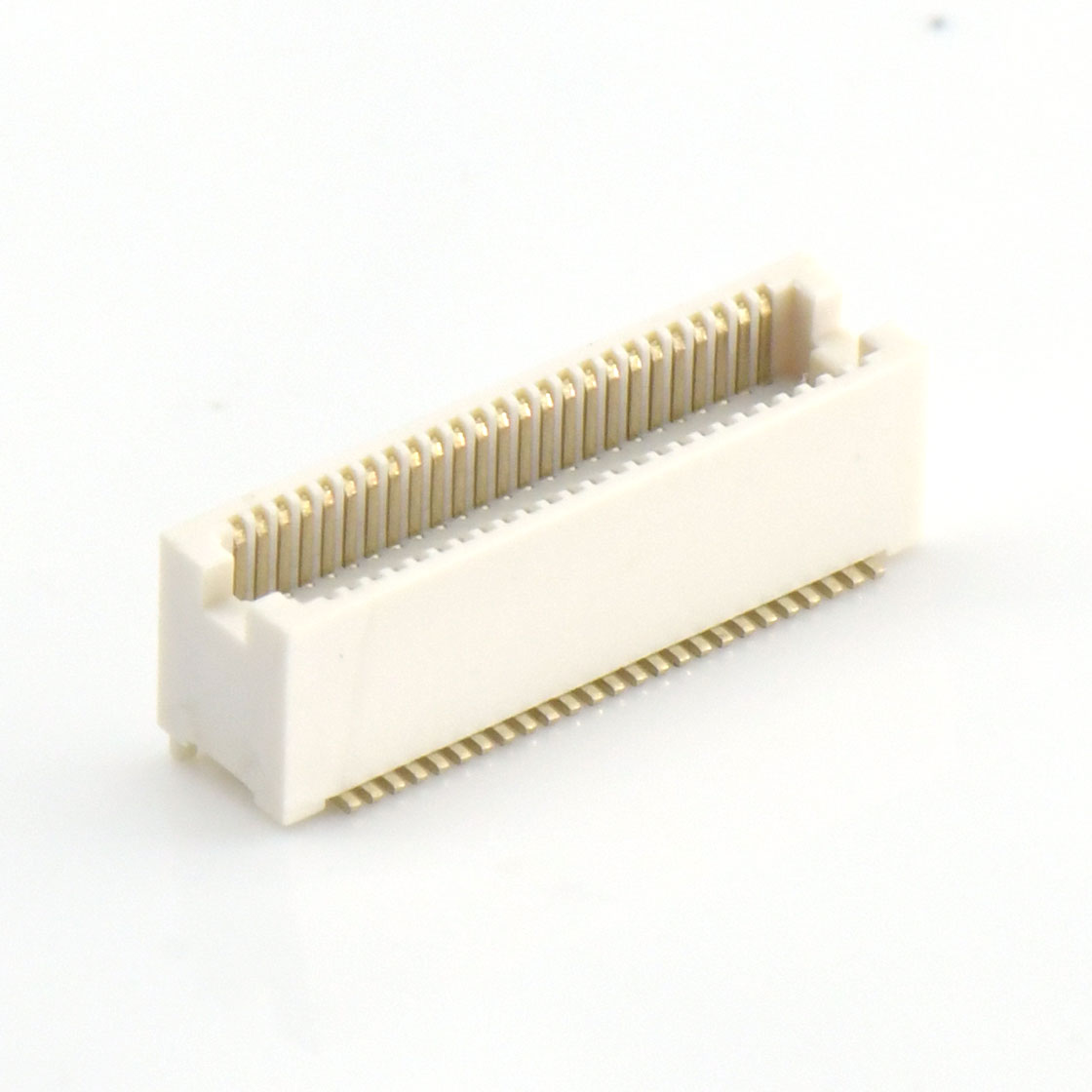 Board to Board Pitch0.5 单槽 H4.3 双排SMT型带柱母座 50Pin 白色 镀全金G/F