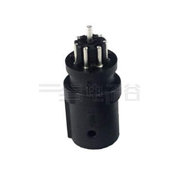 倒车后视摄像头宝马插头连接器，焊接式8P公头不带线 针长13.6mm，2A/24V 黑色