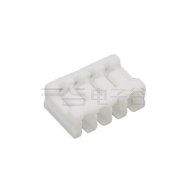 Pitch1.5mm 立插式Housing 4Pin 白色