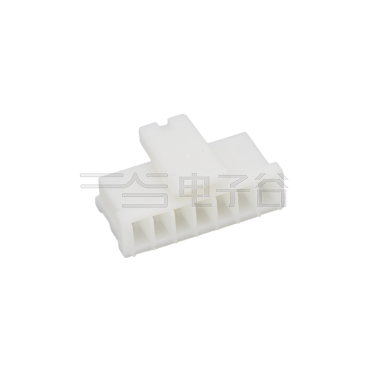 Pitch 1.50mm 180°单排带扣HOUSING 7Pin 本色